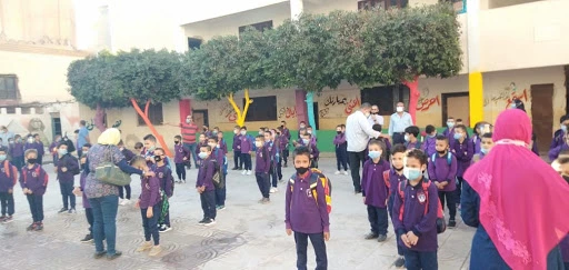 كورونا يضرب 8 مدارس في 5 محافظات مصرية