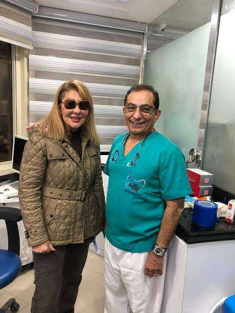 طبيب الأسنان باسم سمير
